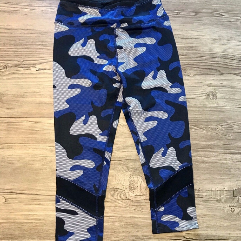 nwot Sam Edelman Camo-Print Work Out Leggings- M